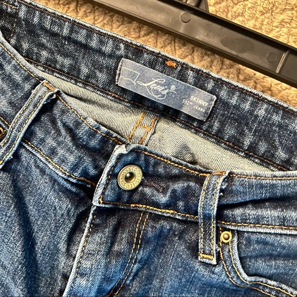 Levi’s Skinny Jeans - Picture 2 of 6